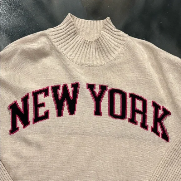 DNKY New York City Varsity Logo Mock Neck NYC Ribbed Sweater Times Square Small - Picture 4 of 7